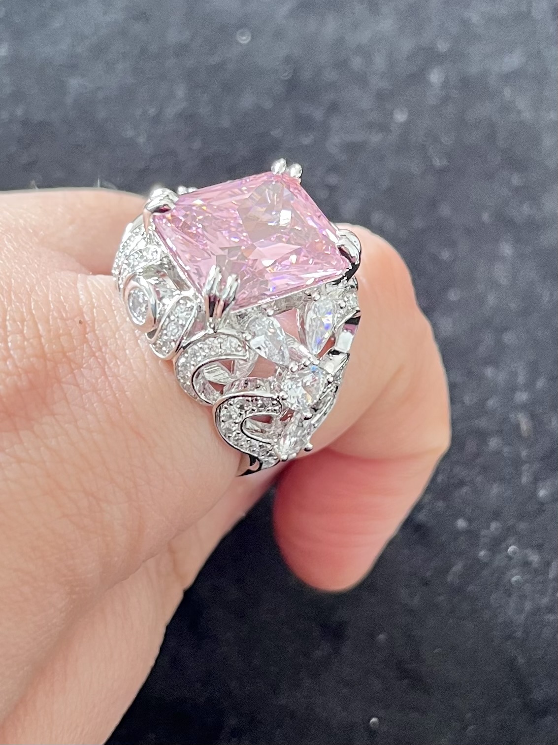 Ring